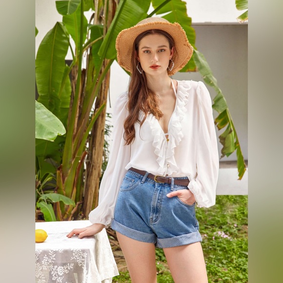 Cider Pants - CIDER‎ WOMENS Denim shorts with belt high waisted size M NWT